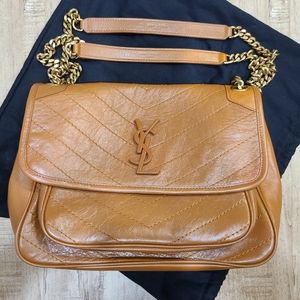 NIKI MEDIUM CHAIN BAG IN VINTAGE CRINKLED LEATHER